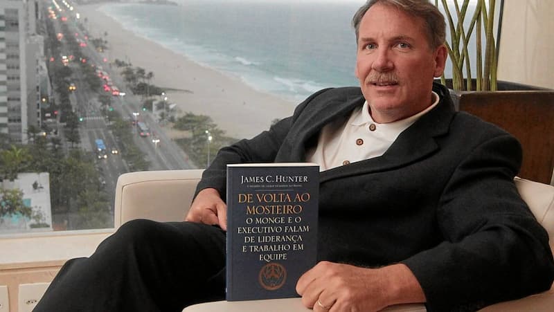 Escritor James C. Hunter